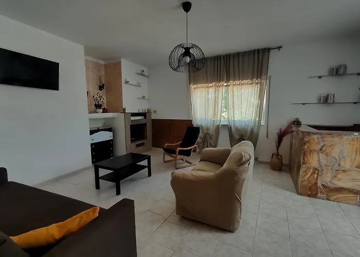 度假居 A Casa Dei Nonni 卡斯特拉纳格罗泰